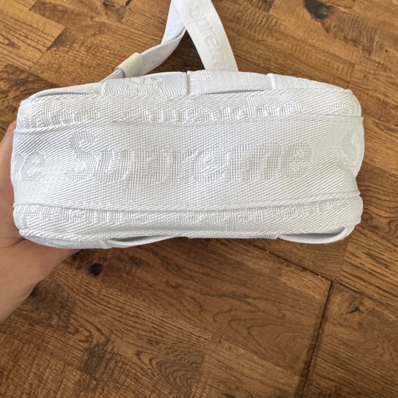 New Supreme Woven Shoulder Bag White SS23 Jacquard Adjustable HTF - Picture 9 of 14
